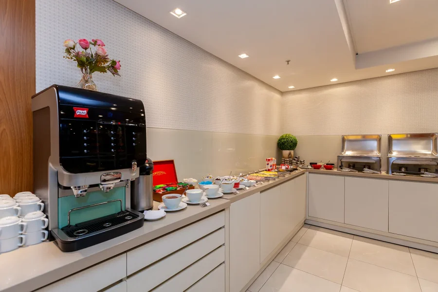 Café da Manhã - Mezanino