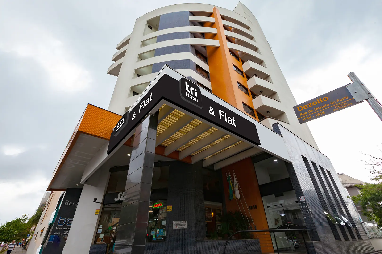 Flat Caxias - Fachada