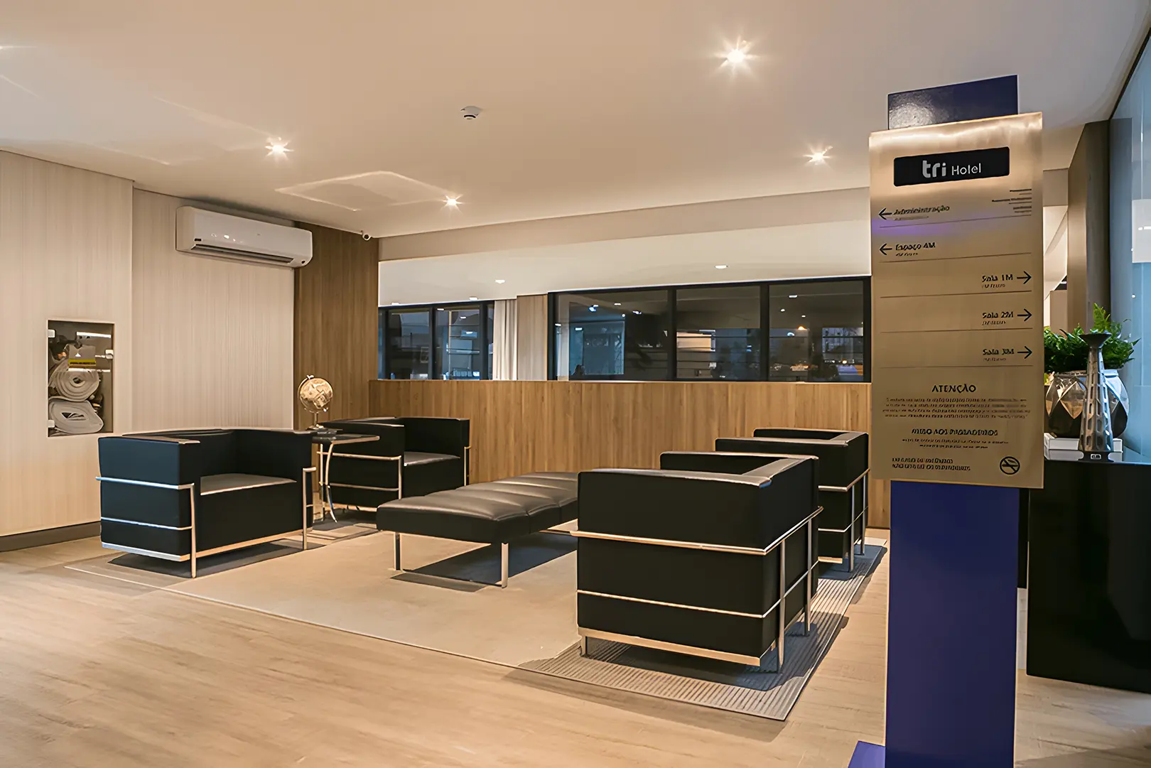 Sala de Espera - Mezanino