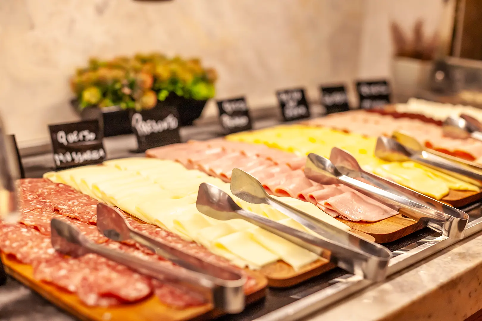 Café da Manhã - Térreo