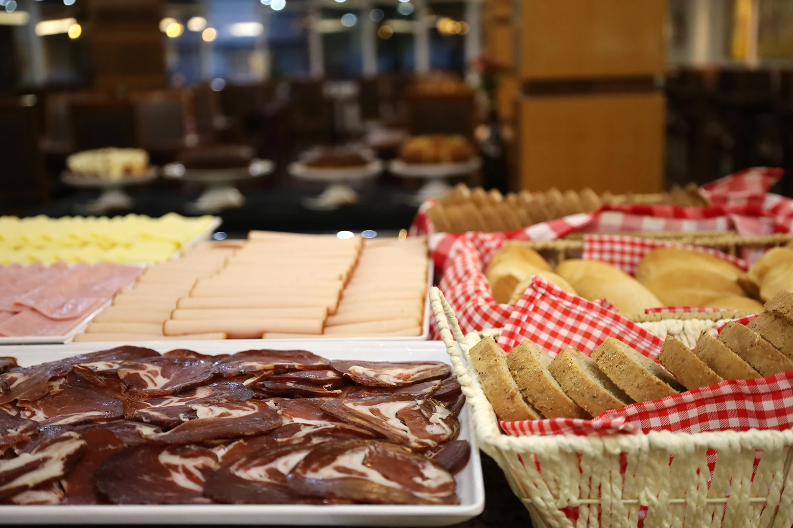 Café da Manhã - Térreo